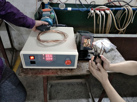 Καλή τιμή UF-06AC Μηχανή Συγκόλλησης/Συγκόλλησης με Επαγωγή Υπερ-Υψηλής Συχνότητας σε απευθείας σύνδεση